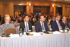 越南最高人民检察院副检察长阮维讲出席会议。图自越通社
