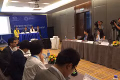 研讨会场景。
