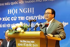 河内市委书记黄忠海在见面会上发表讲话。​（图片来源：http://vietnamnet.vn）