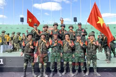 2021年国际军事比赛：越南人民军参赛队在各场比赛中表现出色