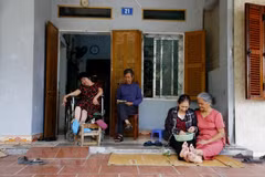 越南外交部例行记者会：美国各家橙剂生产公司须对越南橙剂受害者负起责任