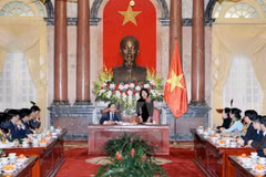 越南国家副主席邓氏玉盛：青年人的肩膀上担负的是国家的未来
