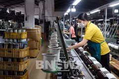 农产品和丝绸继续主导出口市场