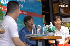 越南游泳运动员的自传正式问世