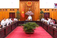 越南政府总理范明政主持召开经济复苏发展会议