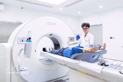 海防国际综合医院配备的采用人工智能（AI）技术的UCT 960 CT扫描系统。图片来源：越通社