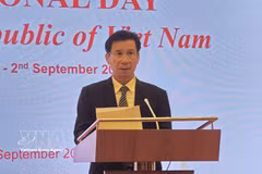 越南驻印度尼西亚大使谢文聪在由大使馆举行的越南国庆81周年（1945年9月2日—2026年9月2日）纪念活动上发表讲话。