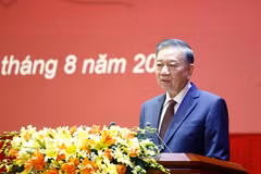 越共中央总书记、国家主席苏林出席第十四届越共中央委员会委员知识更新培训班（第一期）开班仪式并发表指导讲话。图自越通社