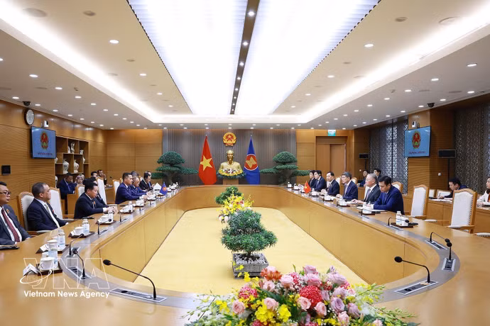 政府总理黎明兴会见出席打击通缉犯罪会议的东盟各国代表团团长。图自越通社