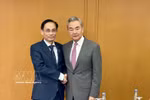 黎怀忠在第59届东盟外长会议期间会见中、加、新三国外长