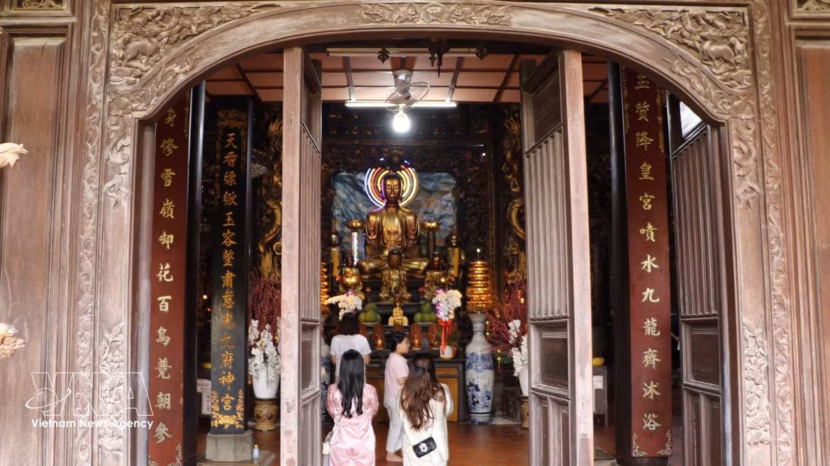 同塔省独具特色的近200年古寺