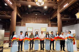 “艺术中的国子监” 展览开幕。图自越通社