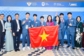 河内市参加国际青年科学奥林匹克竞赛的6名学生全部获奖。图自越通社