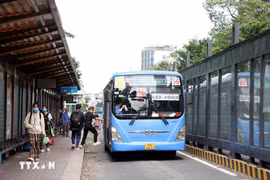 胡志明市设定到2030年实现100%公共客运车辆使用电力或绿色能源。图自越通社