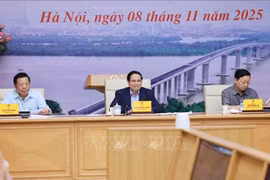 越南政府总理范明政主持召开第21次国家重点工程与项目工作会议。图自越通社