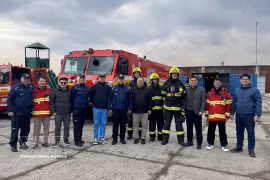越南公安部消防与救援局副局长黄玉兄大校率团对斯洛伐克首都布拉迪斯拉发进行工作访问。图自越通社