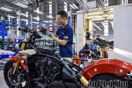 越南Polaris有限公司摩托车生产线。图自《富寿报》