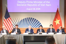 越南政府副总理阮文胜出席美国企业座谈会。图自越通社