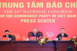 苏林总书记主持国际新闻发布会 通报越共十四大成果