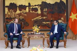 越南政府总理范明政会见美国Pacifico Energy集团董事长。图自越通社