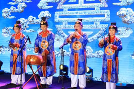 顺化宫廷雅乐亮相瑞士日内瓦。图自越通社
