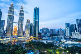 2025年东盟轮值主席国马来西亚推动投资、旅游和贸易