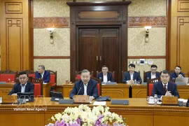 越共中央总书记苏林主持召开中央书记处会议