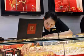 越南一家珠宝店。图自越通社