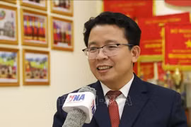 老挝国家政治行政学院副院长道萨旺·奎瓦米克赛。图自越通社