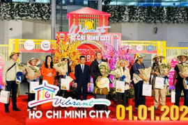 胡志明市迎来新年首批“开年红”旅游团