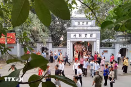河内镇武祠。图自越通社