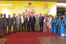 旅居老挝与泰国越南人欢聚一堂，欢庆新春佳节