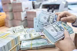 9月22日上午越南国内各家商业银行美元价格略增。图自互联网