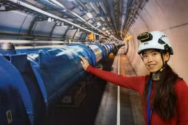墨尔本大学博士研究生、欧洲核子研究中心 (CERN) 物理学家范黎河秋。图自越通社