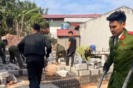 谅山省力争消除4405间危旧房。图自tienphong.vn