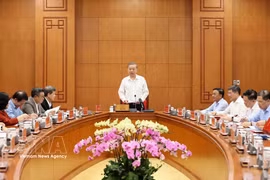 3月18日，越共中央总书记、越共中央反腐败、反浪费、反消极指导委员会主任苏林主持该指导委员会常委会会议。图自越通社。图自越通社