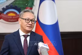 老挝外交部长：培育越老伟大关系万古长青