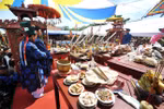 广义省李山岛县举行“黄沙兵替身祭礼”