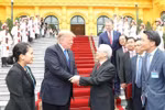 越共中央总书记、国家主席阮富仲与美国总统特朗普会谈