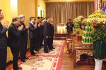 越共中央总书记阮富仲在升龙皇城进香