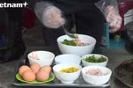 沙蚕煎饼——令人垂涎三尺的河内季节性美食