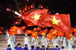 越南国家主席武文赏出席“讲故事之河”文艺晚会