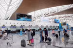 越南全国各航空港旅客客流量持续猛增