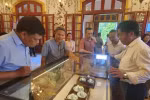 越南美术博物馆职工对艺术追求的孜孜不倦