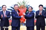 越南全国人民坚定听党指挥