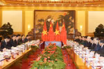 越共中央总书记阮富仲与中共中央总书记习近平举行会谈（图片来源：越通社）