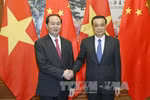 国家主席陈大光（左）会见中国国务院总理李克强。（图片来源：越通社）