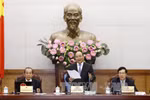 阮春福总理在会议上发表讲话（图片来源：越通社）