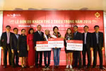 岘港市巴拿山旅游区已喜迎第200万名游客（图片来源：ngld.com.vn)