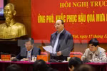 阮春福在中部暴雨洪水应对和灾后恢复重建工作视频会议上致辞。